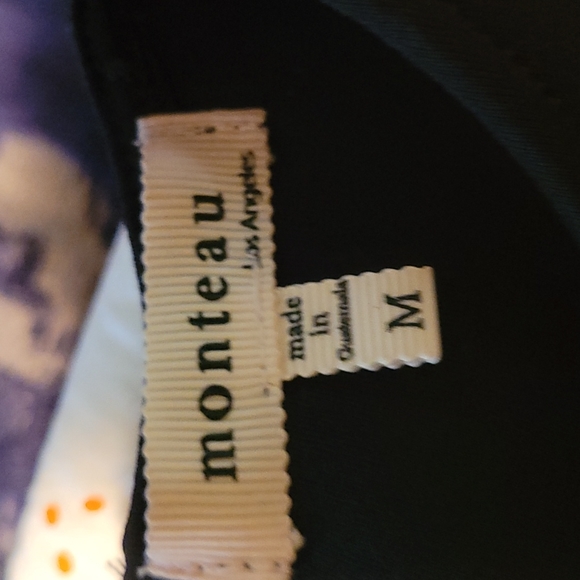 Women's Top - Picture 3 of 3